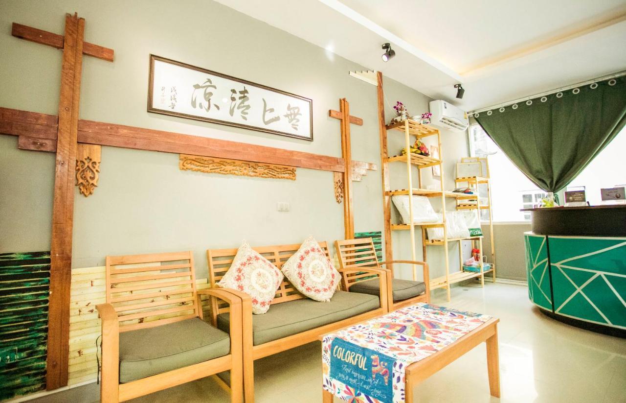 Shanmen Art House Phuket Patong Eksteriør billede