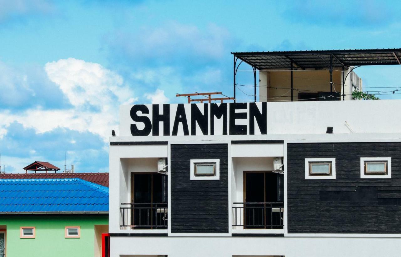 Shanmen Art House Phuket Patong Eksteriør billede